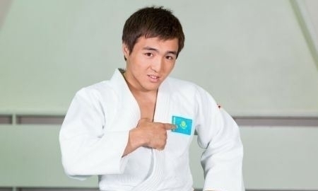 <strong>Дзюдоист Елдос Сметов выиграл второе «золото» Азиады для Казахстана</strong>