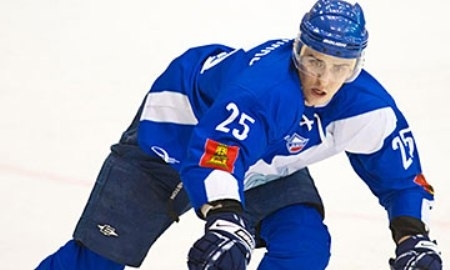 Состав «Казцинк-Торпедо» пополнил защитник Станислав Веретенников.