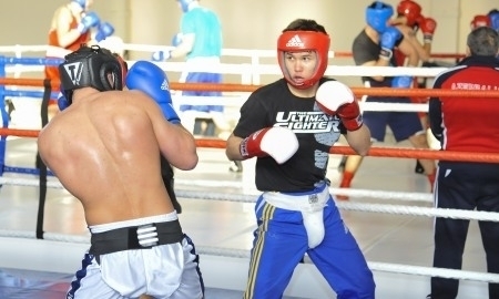 Елеусинов проходит в четвертьфинал Азиатских игр