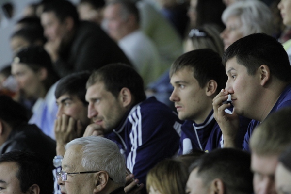 Смаков, Абдулин и Мирошниченко на матче «Барыс» — «Амур»