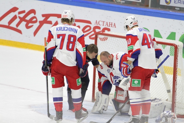 Кертис Сэнфорд получил травму на 17-й минуте 