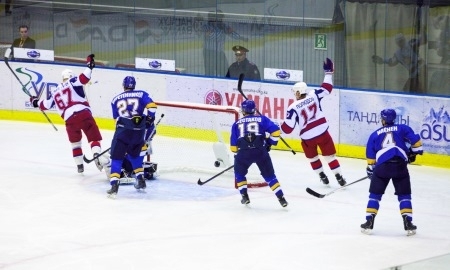 Фоторепортаж с матча ВХЛ «Казцинк-Торпедо» — «Ижсталь» 1:8 