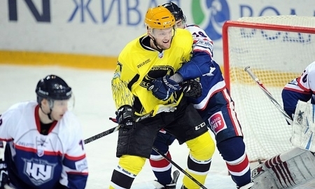 Фоторепортаж с матча ВХЛ «Южный Урал» — «Сарыарка» 2:7