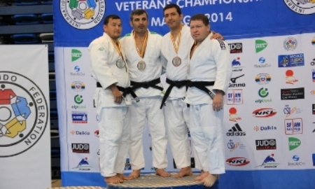 Сотрудник таможни ВКО завоевал «серебро» на ЧМ по дзюдо среди ветеранов