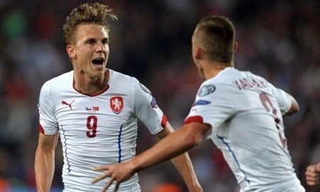 <strong>Казахстан уступает Чехии после первого тайма</strong>