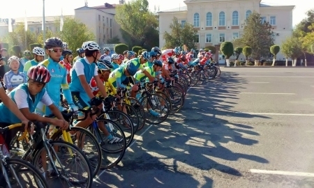 В Таразе прошла республиканская гонка памяти Макулбека Балкибекова