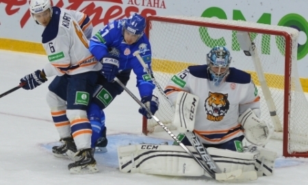 Инфографика к матчу КХЛ «Барыс» — «Амур»