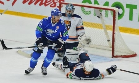 Фоторепортаж с матча КХЛ «Барыс» — «Амур» 5:0 