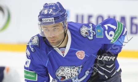 Юлиан Попович на лед выходит с серьезным настроем