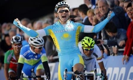 Чемпион Азиатских игр в Инчхоне Алексей Луценко встретился с полицейскими СКО