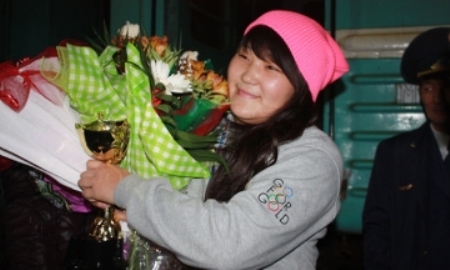 В СКО торжественно встретили чемпионку Мира по самбо Назгуль Маратову