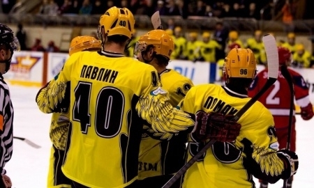 Фоторепортаж с матча ВХЛ «Ижсталь» — «Сарыарка» 2:4