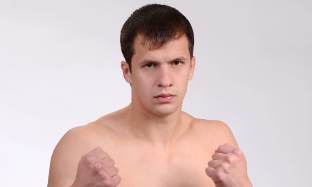 Чемпион Казахстана по ММА проиграл в Битве Нартов