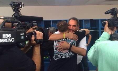 Фото из раздевалки Головкина после боя с Рубио
