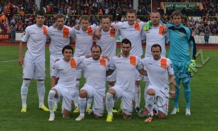 Известный казахстанский клуб может потерять ведущих футболистов