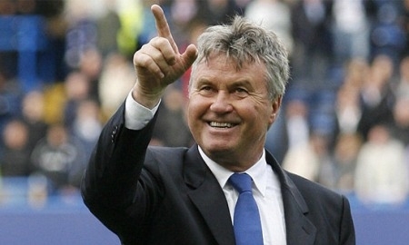 В Голландии дали Хиддинку еще один шанс