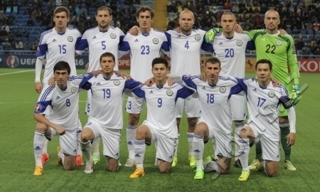 Сборная Казахстана опустилась на пять строчек в рейтинге FIFA