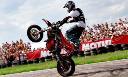 В Алматы российские стантрайдеры покажут лучшие трюки