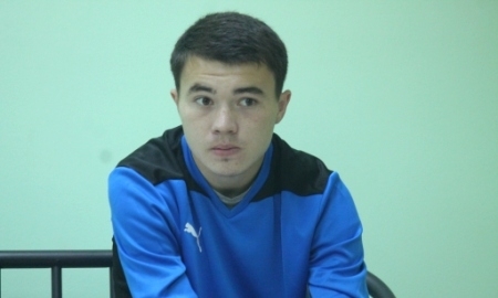 Алтынбек Даулетханов в дебютном выпуске программы «Третий тайм»