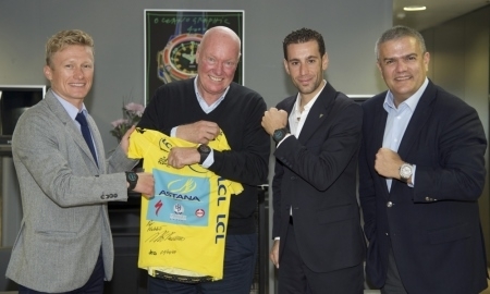 Лимитированную серию швейцарских часов выпустили в честь велокоманды «Астана»