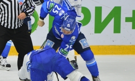 Дамир Рыспаев лидирует в КХЛ по количеству штрафного времени за игру