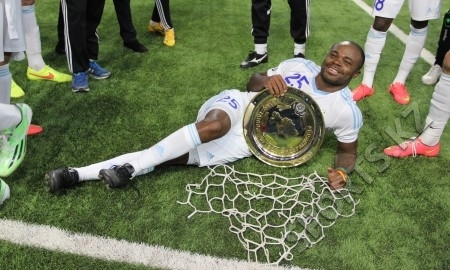 Эссаме отмечает чемпионство