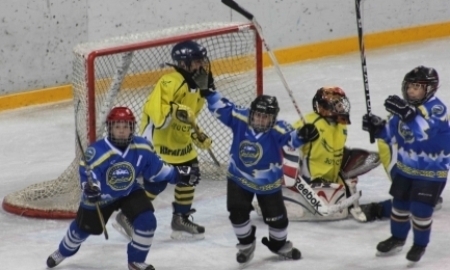 Сколько стоит заняться хоккеем в Караганде