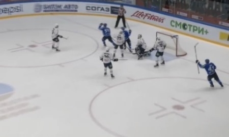 Видео шайб матча КХЛ «Барыс» — «Медвешчак» 4:1