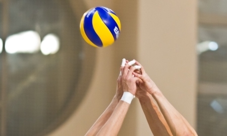 На волейбольную площадку вышли госслужащие СКО