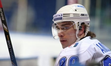 Николай Вакуров: «Анисин пропустил игру с „Барысом“ по решению тренерского штаба»