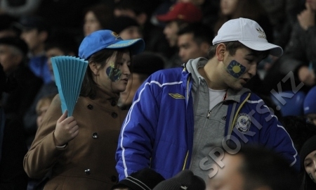 Более 500 казахстанских болельщиков поддержат сборную в матче с Турцией