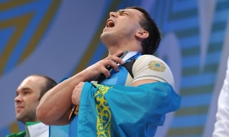 Тяжелоатлет из Узбекистана назвал Ильина «машиной»