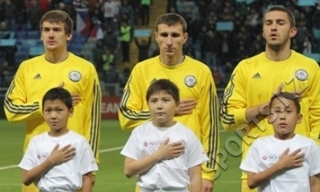 Стартовые составы сборных Турции и Казахстана