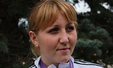 Анастасия Рылина победила в своем стартовом бою чемпионата мира