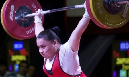 3,5 миллиона тенге вручил аким ЮКО призеру ЧМ по тяжелой атлетике