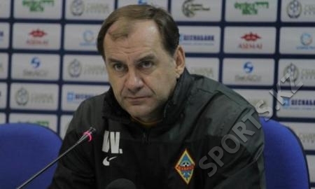 Владимир Вайсс готовит команду к серьезной игре