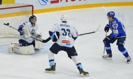 Фоторепортаж с матча МХЛ «Снежные Барсы» — «Сибирские Снайперы» 8:2