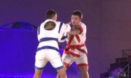 Казахстанцы одержали первую победу на турнире «Евразия барысы»