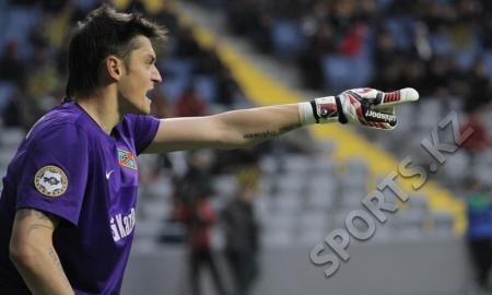 Ткачук пропустил один гол