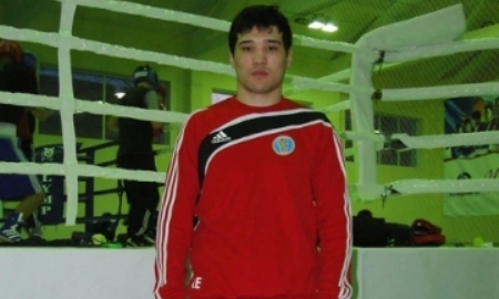 Боксер Даурен Елеусинов дебютирует на профессиональном ринге в Нью-Йорке