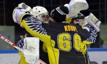 Фоторепортаж с матча ВХЛ «Сарыарка» — «Казцинк-Торпедо» 4:2 