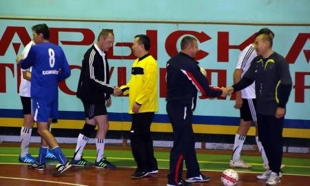 В Актау стартовал турнир по футзалу среди ветеранов