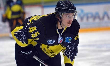 Александр Юксеев в номинации «Лучший защитник» по итогам очередной игровой недели ВХЛ 