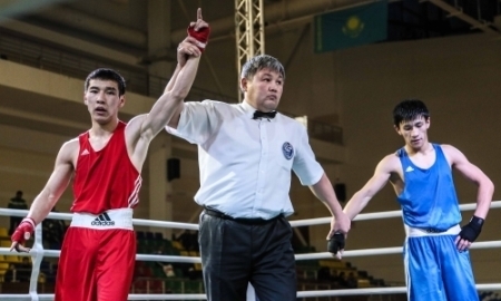 Состоялись четвертьфинальные поединки чемпионата Казахстана по боксу 