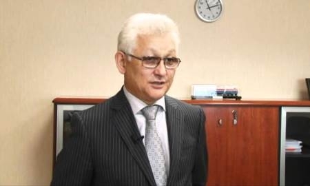 Аким СКО вручил денежные премии лучшим спортсменам региона