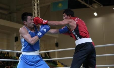 Фоторепортаж с финальных боев чемпионата Казахстана по боксу