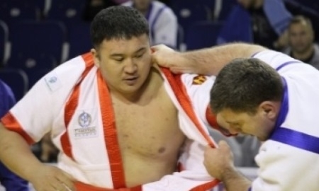 Айбек Нугымаров стал трехкратным чемпионом мира