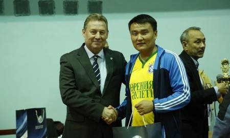 Состоялся турнир по мини-футболу «Бір атаның балалары футбол ойнайды»