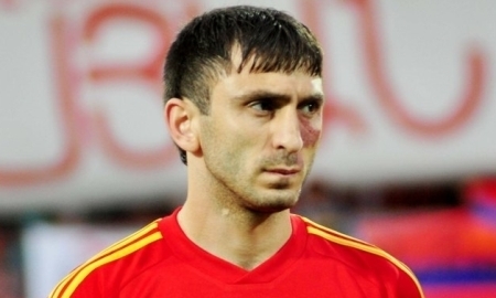 Карлен Мкртчян ведет переговоры с «Тоболом»