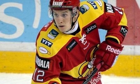 Мозес обошел Найджела Доуса в снайперской гонке в КХЛ